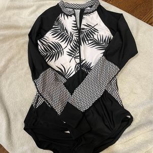 Womens swim/surf ware